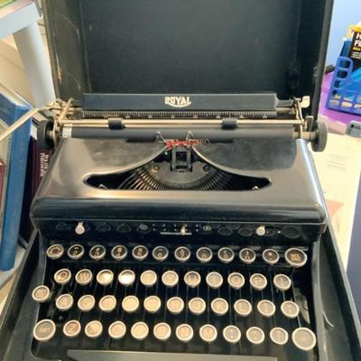 Vintage Royal Typewriter 