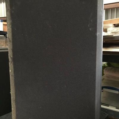 https://www.ebay.com/itm/125482268749	LR5031/32 Two Pioneer Vinyl Laminated Speaker CS-G405-K NOT TESTED LOCAL PICKUP		Auction
