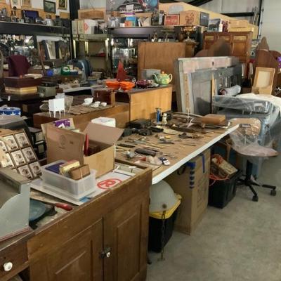 Estate sale photo