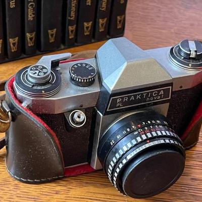 Praktica PL Nova 1 Camera w/ lens