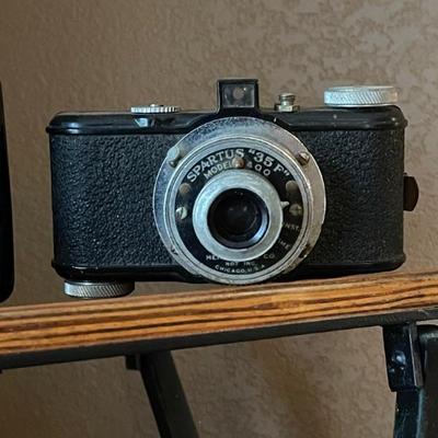 Spartus 35 F model 400 camera