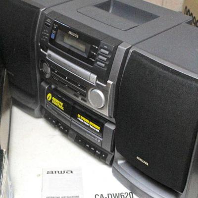 Aiwa boom box CA-DW620.