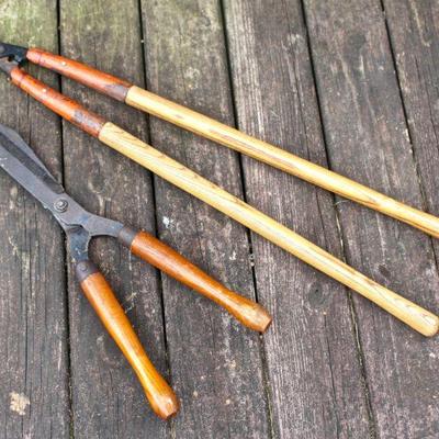 wood handle nippers & shearers