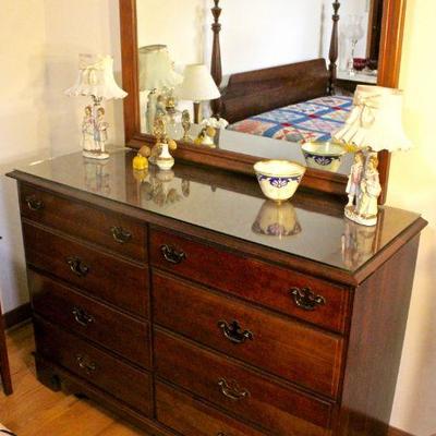 ... and dresser with mirror.