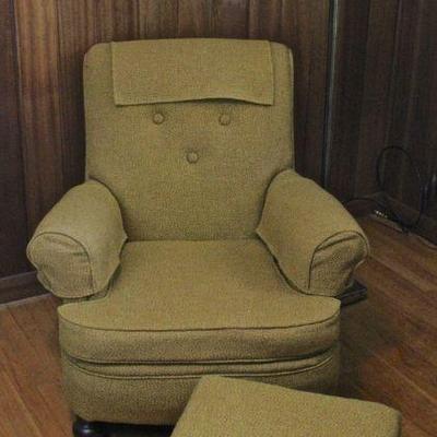 Vintage upholstered arm chair.