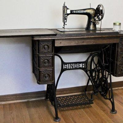Antique Singer treadle sewing machine.