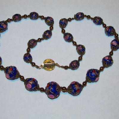Vintage Murano glass wedding cake necklace