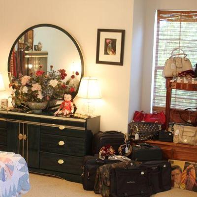 dooney & Bourke has sold