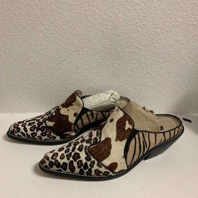 Maya Vera Cuoio Animal Print Mules Size 7 Made in Italy