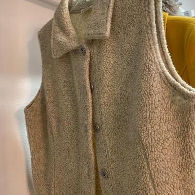 St. Johnâ€™s Bay. Size L