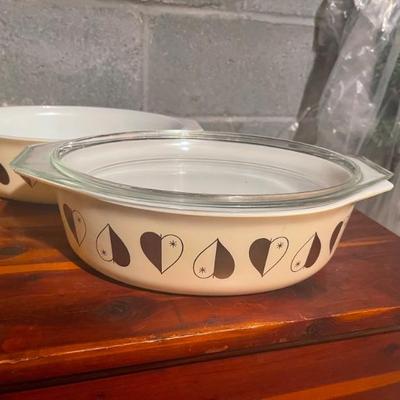 Vintage pyrex