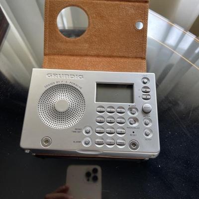 Grundid Porsche radio with box