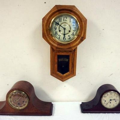 1229	3 CLOCKS	LOT OF 3 CLOCKS, 2 MANTLE SETH THOMAS WITH WESTMINSTER CHIMES AND OAK WALL CLOCK
