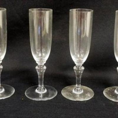 1156	6 BACCARAT CHAMPAGNE FLUTES	6 BACCARAT CHAMPAGNE FLUTES, APPROXIMTELY 7 1/2 IN HIGH
