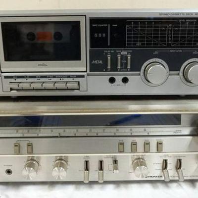 1239	PIONEER STEREO RECEIVER AND SANYO CASSETTE DECK	LOT PIONEER SX 3700 STEREO RECEIVER AND SANYO RD 7 CASSETTE DECK, LARGEST...