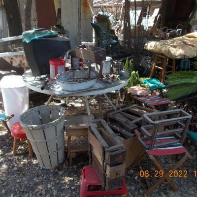 Estate sale photo