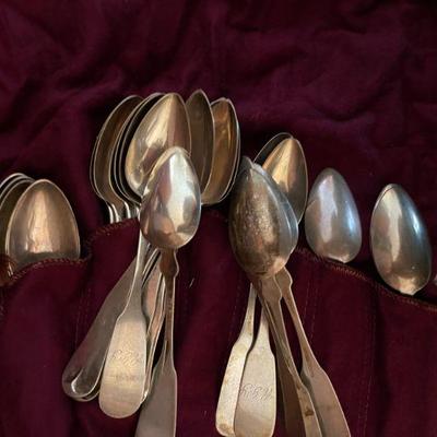 25 Early Coin silver spoons (lot)