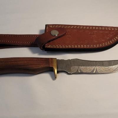 Damascus Steel Full Tang Bowie Knife with Leather Sheath