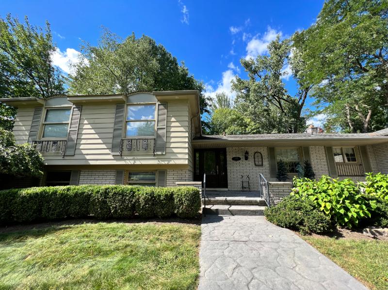 A Livonia Estate Sale