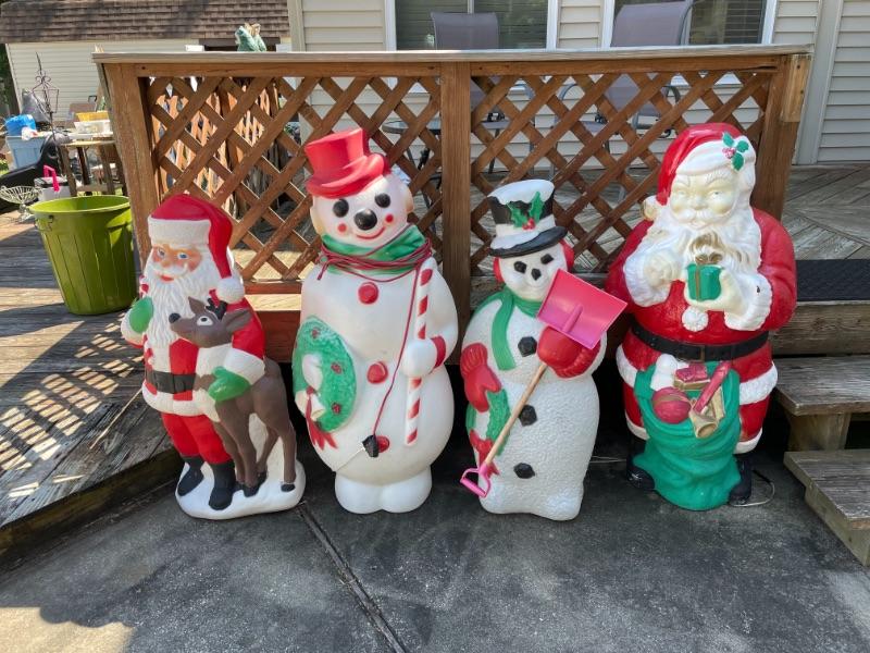 Treasure Me Team in Williamstown for a Four Day Estate Sale