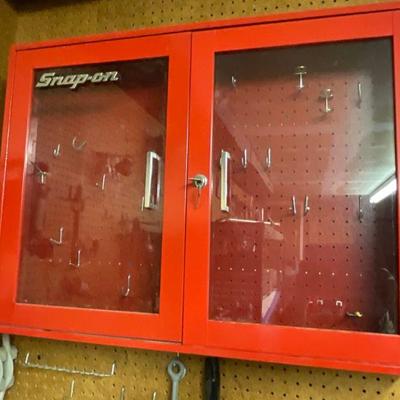 Snap On Wall cabinet