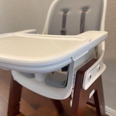 OXO Tot Sprout Highchair (Grey/Walnut)
