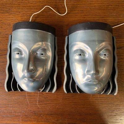 https://www.ebay.com/itm/115519734838	RR4024 Rare Set Pewter Deco Revival Face Sconces		Auction
