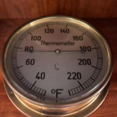 Thermometer 