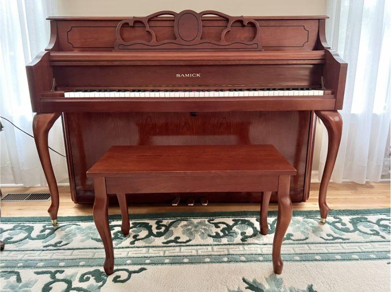 Darien, CT Single Owner Downsizing Auction