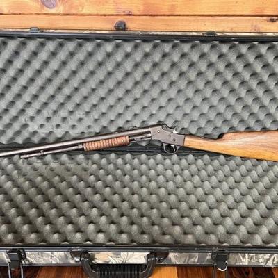 Antique Stevens 22 Rifle, Shoots Short, Long,
Long Rifle 
Patent from April 30, 1907 
Working condition
