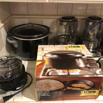 Hamilton Beach 3-in-1 Egg Cooker, Crock Pot, Lodge Cast Iron Dutch Oven, 2 Electric Tea Pots.