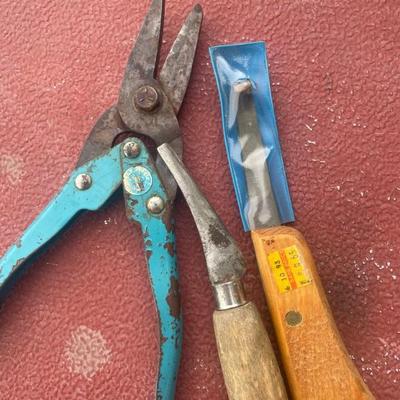 Horse shoe tools