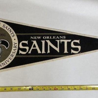 https://www.ebay.com/itm/125514546286	NC723 VINTAGE NEW ORLEANS SAINTS PENNANT 1991 25TH ANNIVERSARY OFFICIAL NFL

