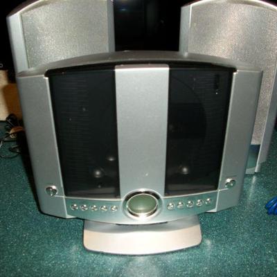 CD Player with speakers
