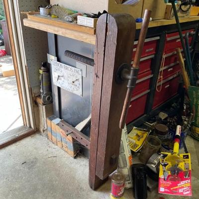 Estate sale photo