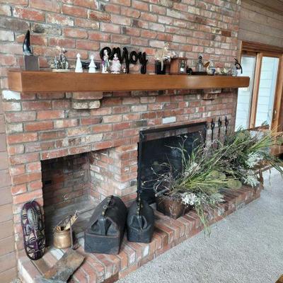 A well decorated hearth!