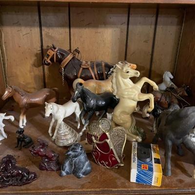 LARGE COLLECTION OF HORSES