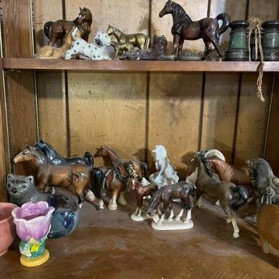 LARGER COLLECTION OF HORSES