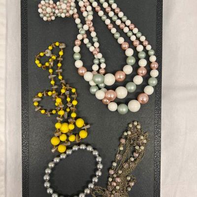 MST221- Costume Jewelry Lot