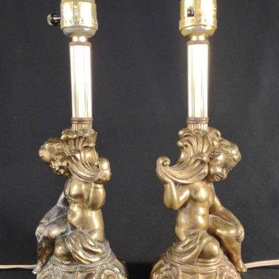 Pair of Vintage Cherub Figural Lamps (Works)