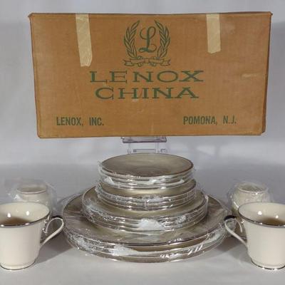 (20 pc) Lenox Solitaire Porcelain China Set