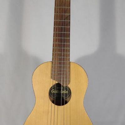 Yamaha GL1 Guitalele 6 String Small Guitar