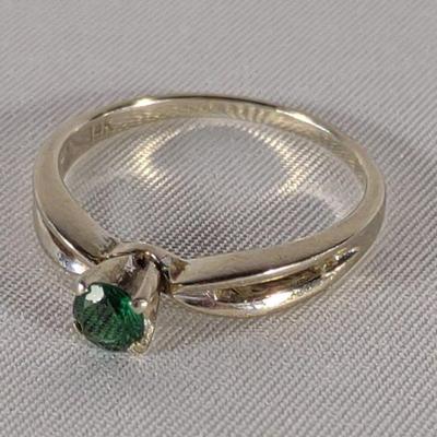 14K White Gold Emerald Ring (sz 6)