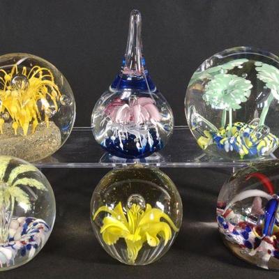 6 Blossom Flower Art Glass Paperweights