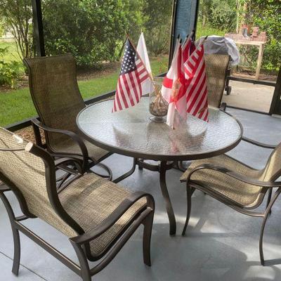 Patio Table with 4 Chairs