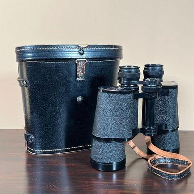 TASCO BINOCULARS | No. D-3.27749 in original leather carrying case