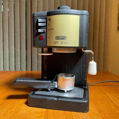 DELONGHI ESPRESSO MACHINE | A Caffe Traviso model espresso machine with both steamer and espresso functions