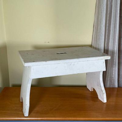 WHITE PAINTED WOODEN FOOTSTOOL | Small, light white wooden step stool - h. 12-1/2 x w. 16-1/2 x d. 11-1/4 in.
