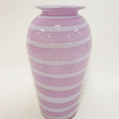 1172	LARGE CASED GLASS VASE W/PINK & WHITE SWIRL, APPROXIMATELY 15 1/2 IN HIGH

