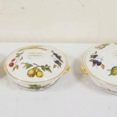 1126	ROYAL WORCESTER EVESHAM LOT OF 5 COVERED DISHES, LARGEST IS APPROXIMATELY 10 IN
